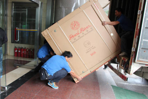 应县钢琴贵重工艺品无忧运